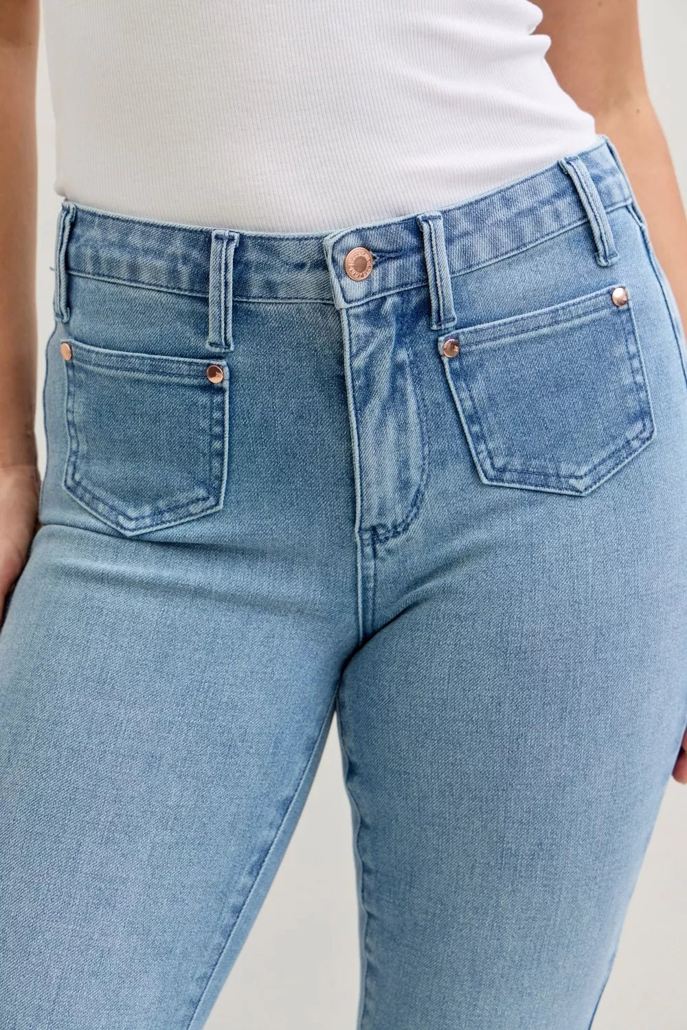 Judy Blue Mid Rise Bootcut Jeans with Contrast Wash Front Patch Pockets