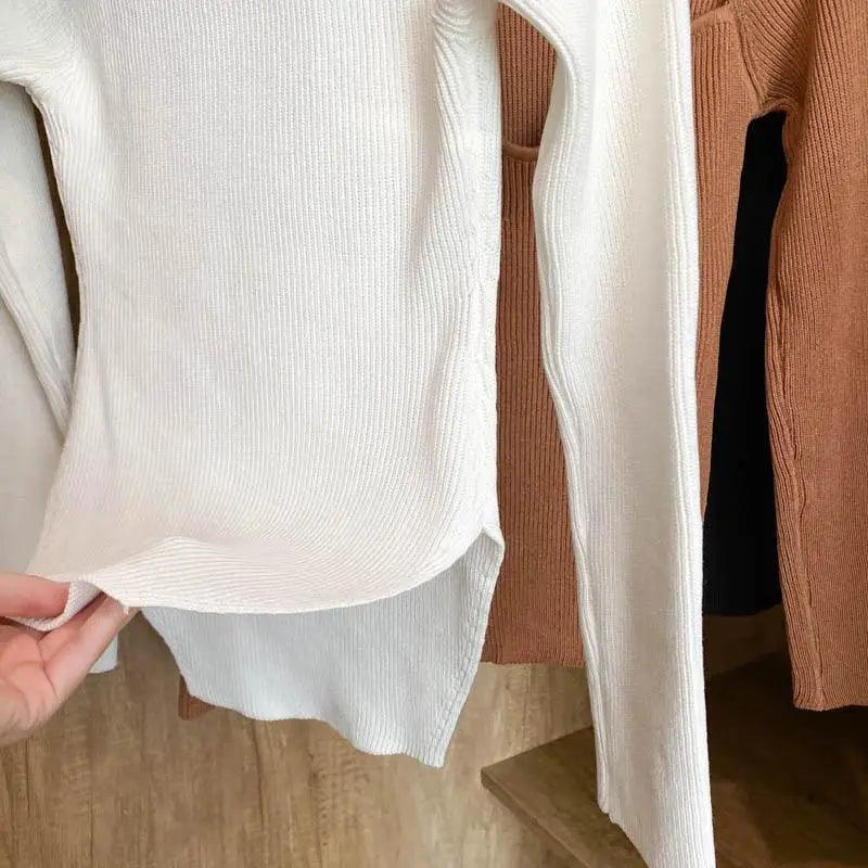 Square Collar Knit Pullover — Black & White